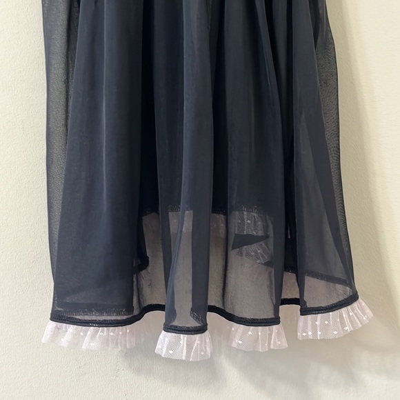 Victoria’s Secret Black Lace Babydoll Pink Lace Detail Lingerie Top Size Medium - Picture 3 of 10